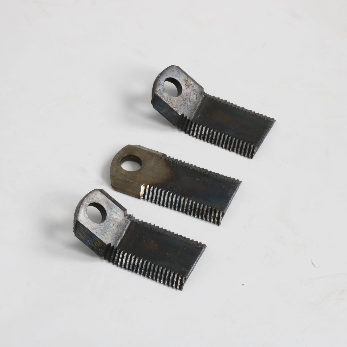 1 set of spare blades + upgraded industrial remote control